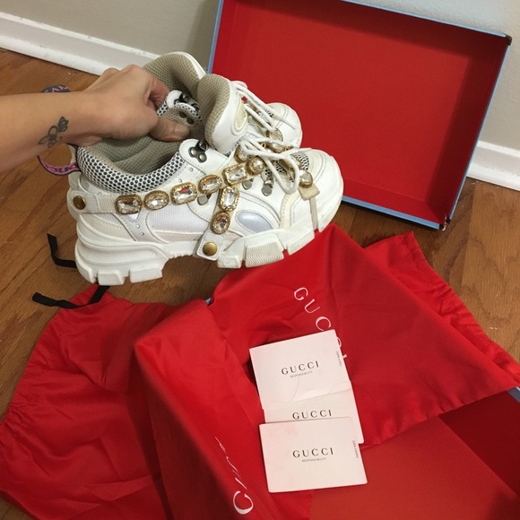 Gucci - Picture 5 of 6